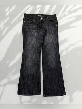 Mudd Women's Black Distressed Bootcut Denim Jeans Embellished Pockets Size 15